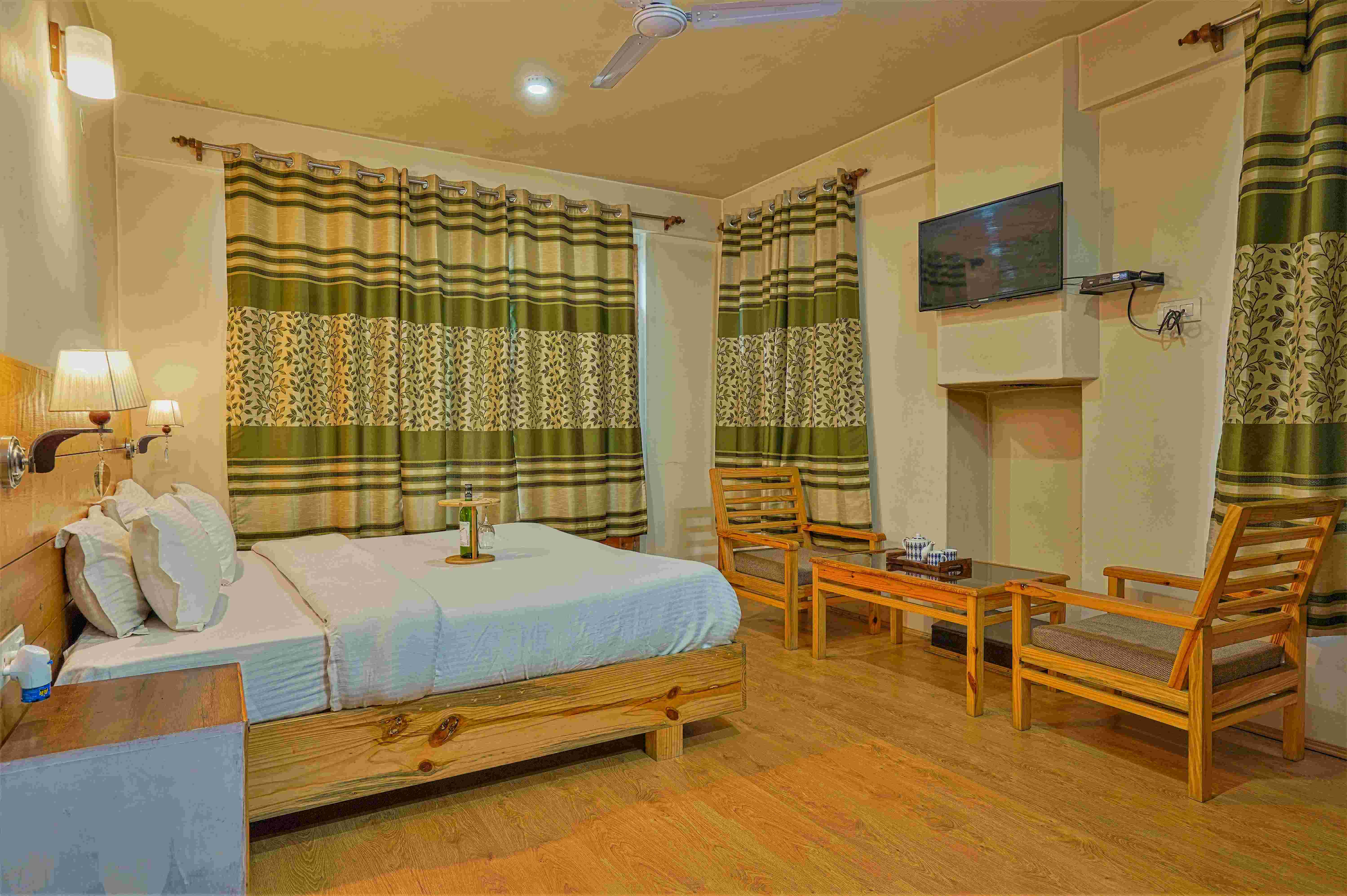 2 Bhk Apartment in Manali 